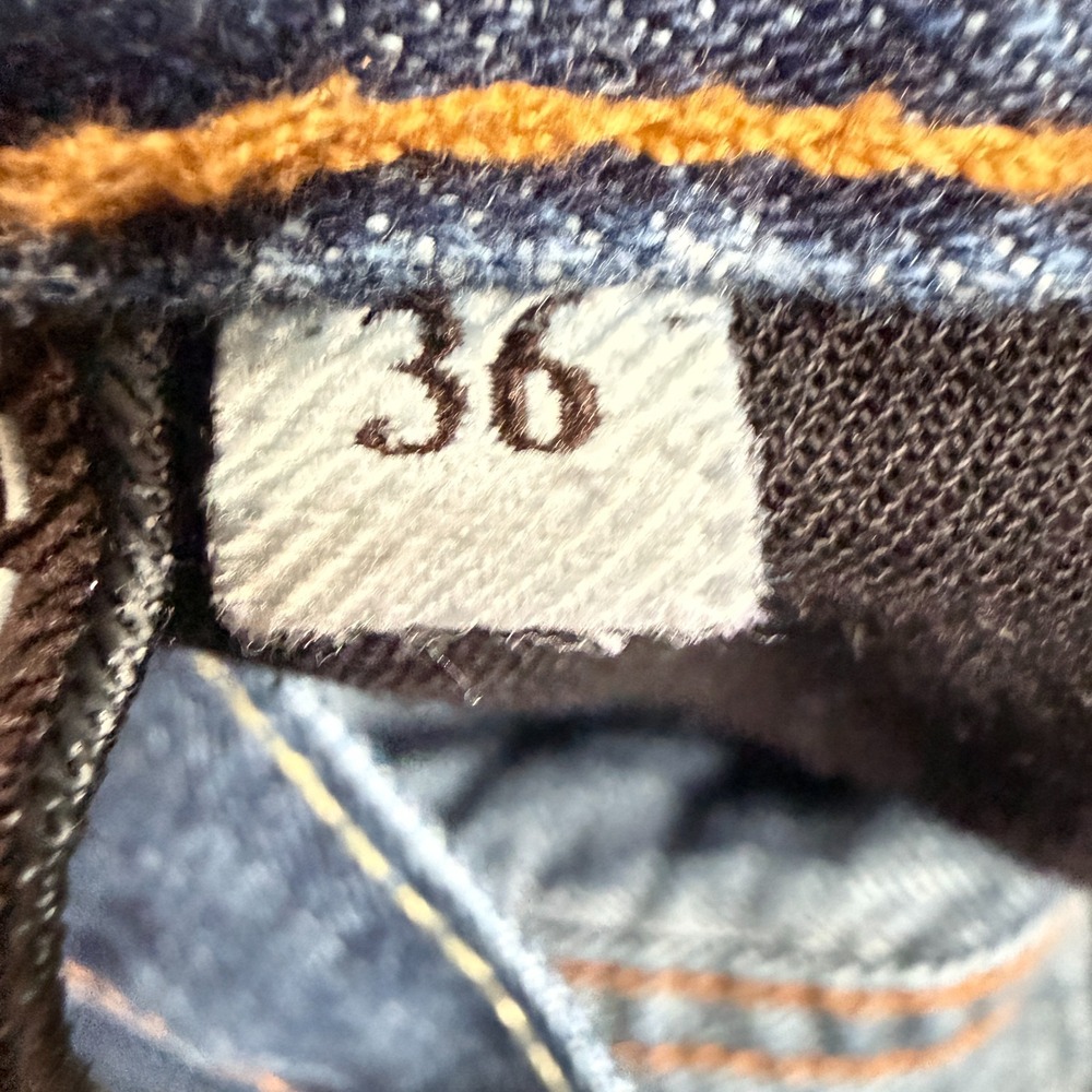 7 For All Mankind Carsen Jeans Mens 36x32 Striaght Leg Blue Denim USA 7FAM - Picture 8 of 16